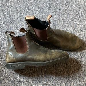 Blundstones 500